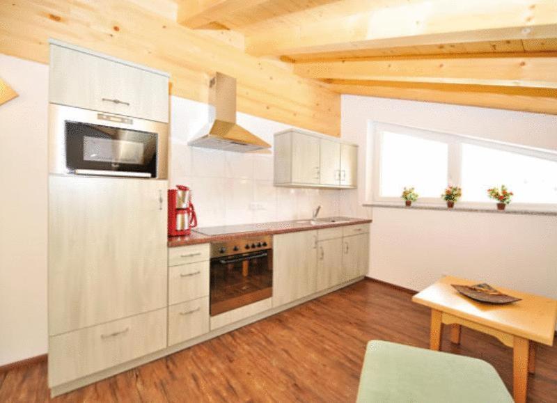 Gaestehaus Kastenhof Sankt Johann im Pongau Szoba fotó